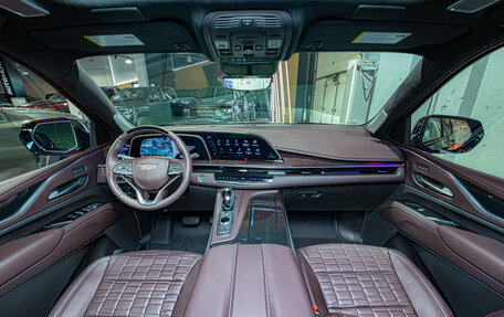 Cadillac Escalade V, 2023 год, 18 049 500 рублей, 13 фотография