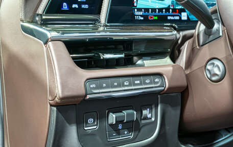 Cadillac Escalade V, 2023 год, 18 049 500 рублей, 10 фотография