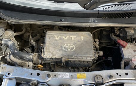 Toyota bB II рестайлинг, 2010 год, 570 000 рублей, 14 фотография
