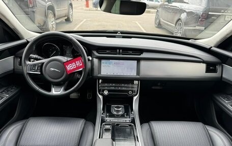 Jaguar XF II, 2019 год, 3 970 000 рублей, 9 фотография