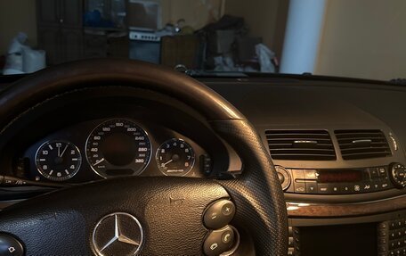 Mercedes-Benz E-Класс, 2007 год, 1 250 000 рублей, 13 фотография