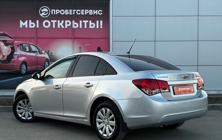 Chevrolet Cruze II, 2009 год, 745 000 рублей, 8 фотография