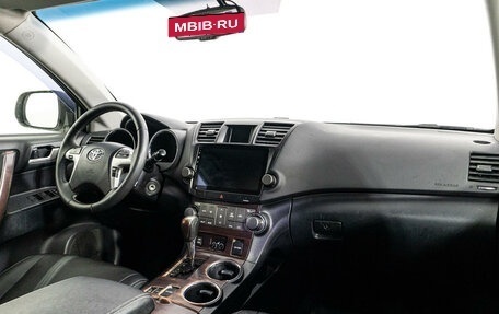 Toyota Highlander III, 2012 год, 2 049 789 рублей, 9 фотография