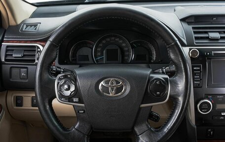Toyota Camry, 2014 год, 1 999 000 рублей, 10 фотография