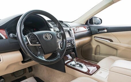Toyota Camry, 2014 год, 1 999 000 рублей, 19 фотография