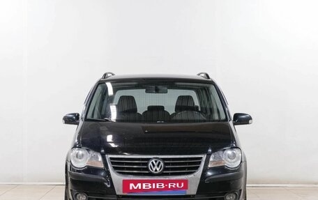 Volkswagen Touran III, 2008 год, 849 000 рублей, 2 фотография