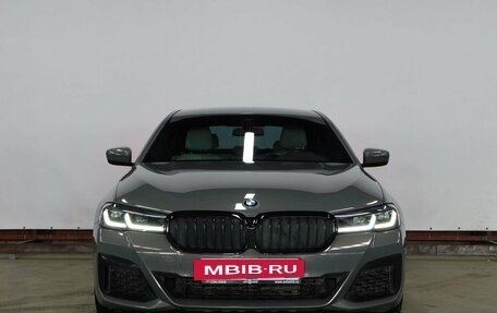 BMW 5 серия, 2020 год, 5 358 300 рублей, 2 фотография