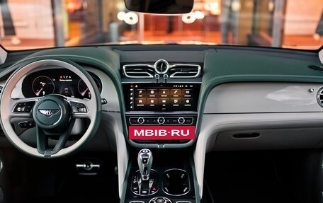 Bentley Bentayga I, 2023 год, 53 000 000 рублей, 10 фотография