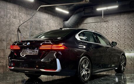 BMW 5 серия, 2023 год, 9 790 000 рублей, 5 фотография