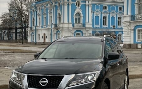 Nissan Pathfinder, 2014 год, 2 470 000 рублей, 1 фотография
