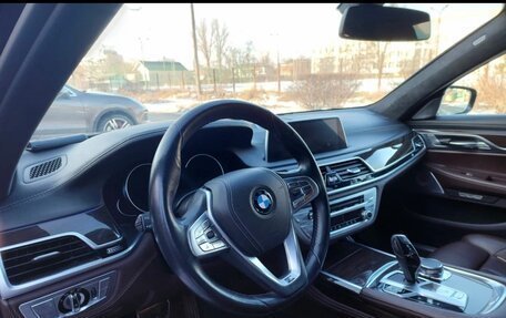 BMW 7 серия, 2016 год, 3 300 000 рублей, 20 фотография