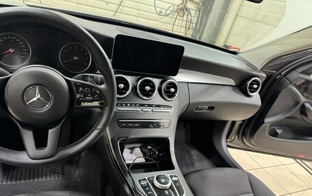 Mercedes-Benz C-Класс, 2018 год, 2 900 000 рублей, 9 фотография