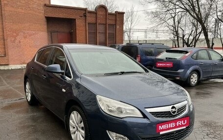 Opel Astra J, 2012 год, 700 000 рублей, 2 фотография