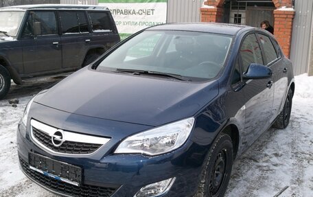 Opel Astra J, 2012 год, 700 000 рублей, 7 фотография