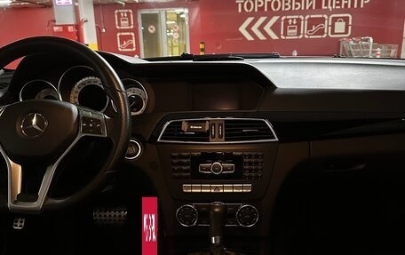 Mercedes-Benz C-Класс, 2011 год, 1 950 000 рублей, 18 фотография