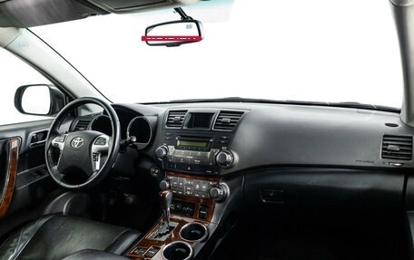 Toyota Highlander III, 2011 год, 2 305 789 рублей, 9 фотография