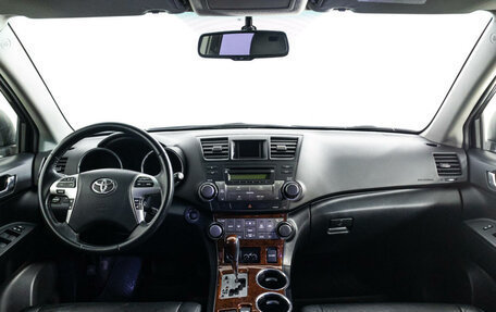 Toyota Highlander III, 2011 год, 2 305 789 рублей, 13 фотография