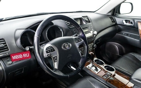 Toyota Highlander III, 2011 год, 2 305 789 рублей, 11 фотография
