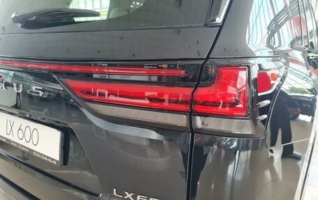 Lexus LX, 2022 год, 25 500 000 рублей, 11 фотография