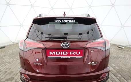 Toyota RAV4, 2018 год, 2 988 000 рублей, 4 фотография