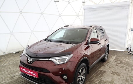 Toyota RAV4, 2018 год, 2 988 000 рублей, 7 фотография