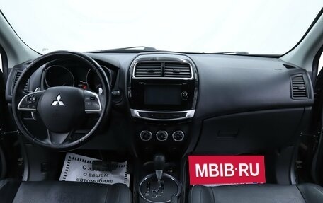 Mitsubishi ASX I рестайлинг, 2015 год, 1 185 000 рублей, 10 фотография