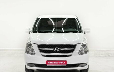 Hyundai Grand Starex Grand Starex I рестайлинг 2, 2012 год, 1 695 000 рублей, 2 фотография