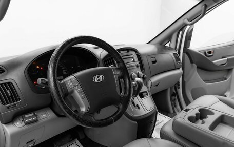 Hyundai Grand Starex Grand Starex I рестайлинг 2, 2012 год, 1 695 000 рублей, 9 фотография