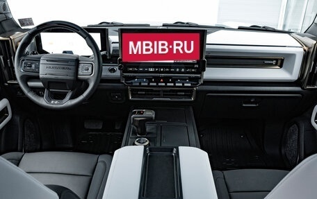 GMC Hummer EV, 2023 год, 29 900 000 рублей, 27 фотография