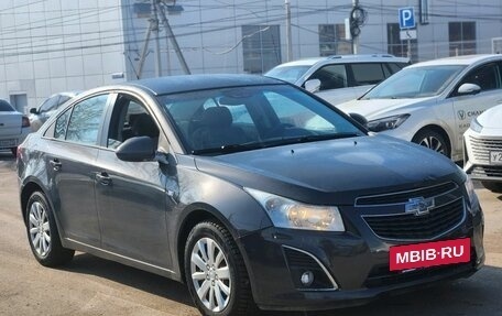 Chevrolet Cruze II, 2013 год, 880 000 рублей, 2 фотография