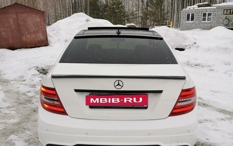 Mercedes-Benz C-Класс, 2013 год, 2 150 000 рублей, 14 фотография