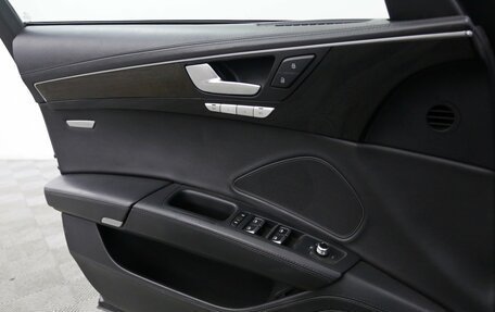 Audi A8, 2012 год, 1 899 000 рублей, 12 фотография