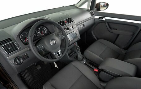 Volkswagen Touran III, 2013 год, 1 149 000 рублей, 11 фотография