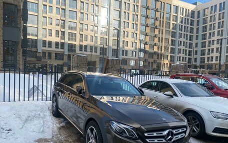 Mercedes-Benz E-Класс, 2017 год, 5 200 000 рублей, 5 фотография