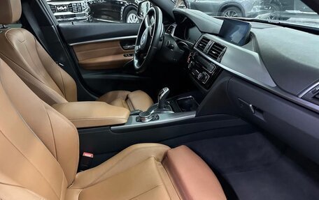 BMW 3 серия, 2018 год, 3 520 000 рублей, 10 фотография