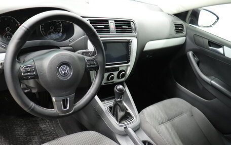 Volkswagen Jetta VI, 2013 год, 1 206 000 рублей, 9 фотография