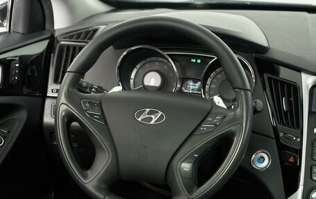 Hyundai Sonata VI, 2011 год, 1 269 000 рублей, 18 фотография