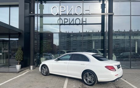 Mercedes-Benz E-Класс, 2018 год, 4 300 000 рублей, 3 фотография
