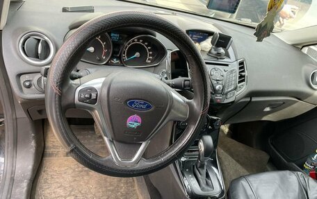 Ford Fiesta, 2015 год, 929 000 рублей, 5 фотография