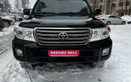 Toyota Land Cruiser 200, 2012 год, 3 349 000 рублей, 2 фотография