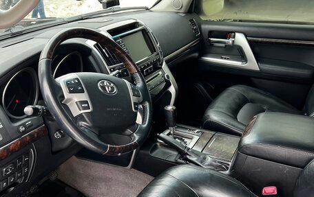 Toyota Land Cruiser 200, 2012 год, 3 349 000 рублей, 9 фотография