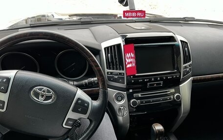 Toyota Land Cruiser 200, 2012 год, 3 349 000 рублей, 8 фотография