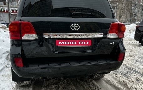 Toyota Land Cruiser 200, 2012 год, 3 349 000 рублей, 15 фотография