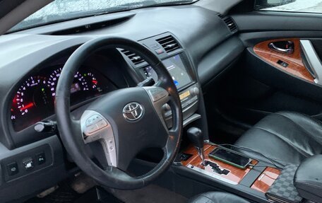 Toyota Camry, 2011 год, 1 800 000 рублей, 9 фотография