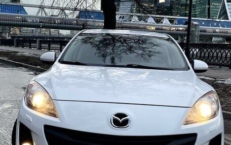 Mazda 3, 2011 год, 1 100 000 рублей, 2 фотография