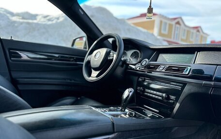BMW 7 серия, 2009 год, 1 830 000 рублей, 13 фотография