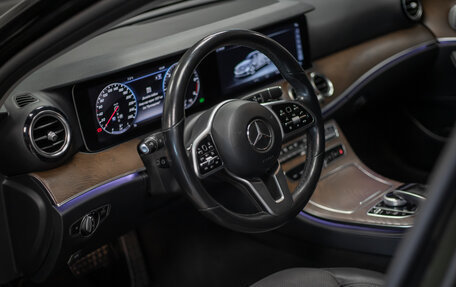 Mercedes-Benz E-Класс, 2019 год, 4 700 000 рублей, 5 фотография
