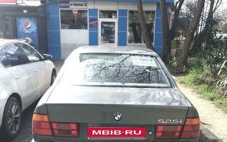 BMW 5 серия, 1990 год, 300 000 рублей, 2 фотография