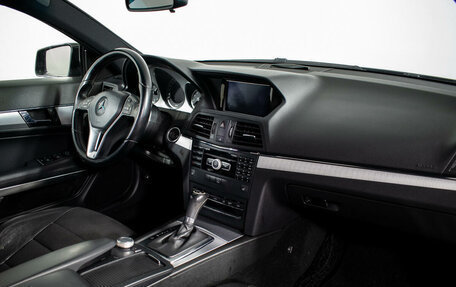Mercedes-Benz E-Класс, 2011 год, 1 339 000 рублей, 9 фотография
