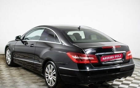 Mercedes-Benz E-Класс, 2011 год, 1 339 000 рублей, 7 фотография